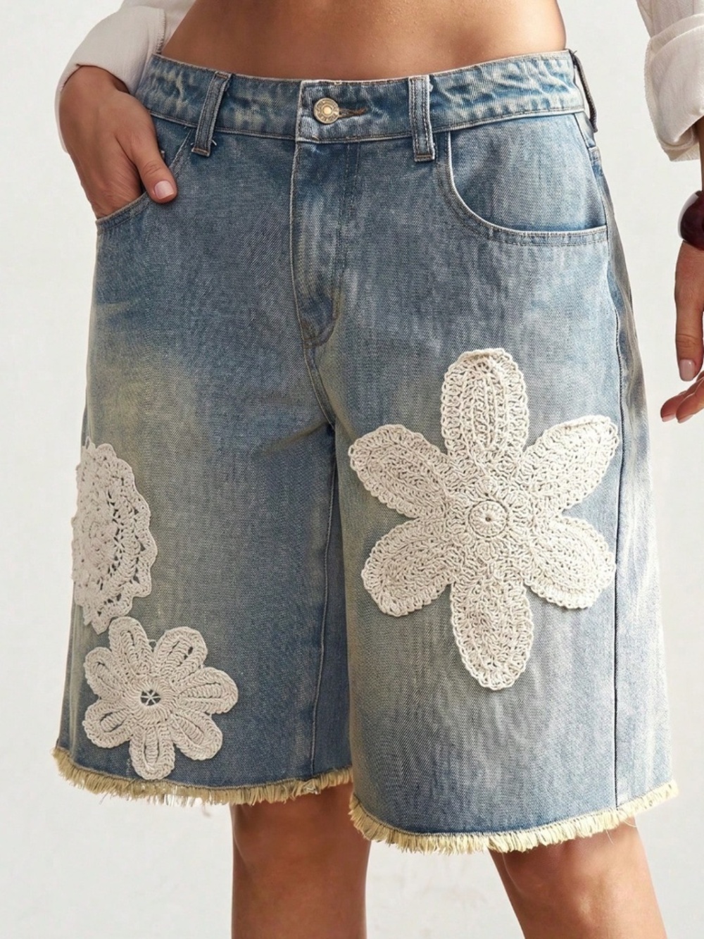 Western Floral Embroidered Frayed Hem Denim Jeans Shorts Jorts - Picture 3 of 7